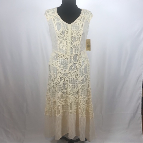 Sold—Reba Island Getaway Midi Dress in Butter - Picture 2 of 15